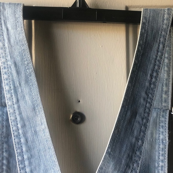 Dollhouse  Denim Short Overalls Juniors. Size 3 NWT. - Picture 4 of 16